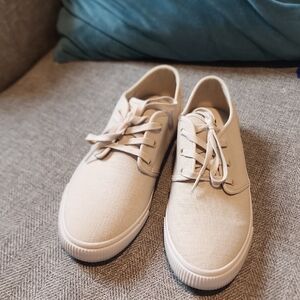 Mens Cream Canvas Sneakers Size 8